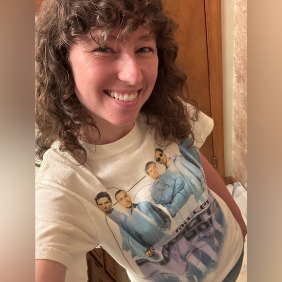 Meet your Posher, Allison - Picture 1 of 1